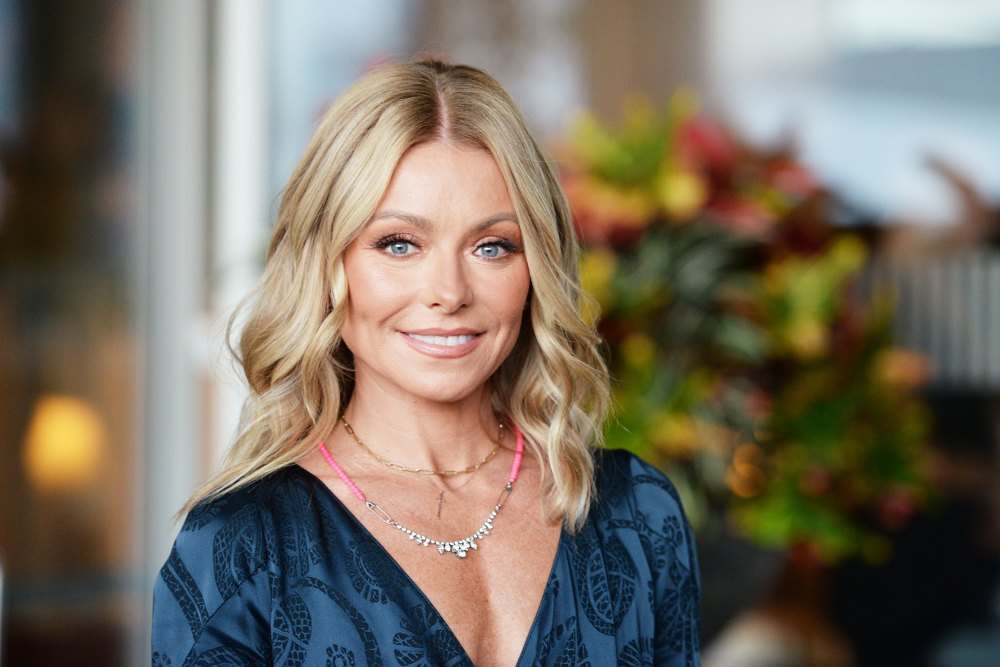 Kelly Ripa Is Shrugging Off 'Bachelor' Drama