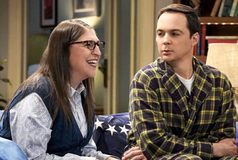 Mayim Bialik Did Not Steal From Set Big Bang Theory