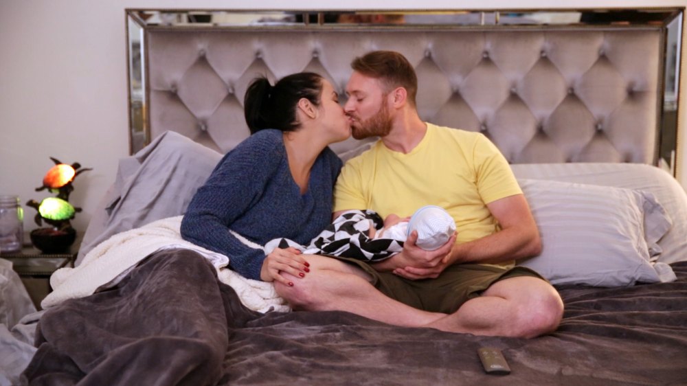 90 Day Fiance's Paola and Russ Mayfield Share Photos From Home Birth