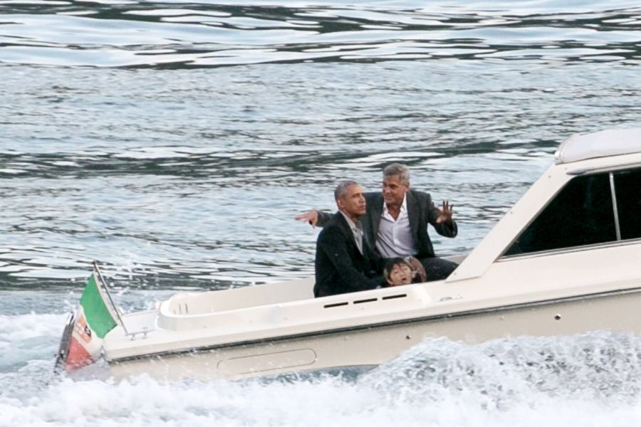 Barack Obama Michelle Obama Hang With George Clooney Amal Clooney Lake Como