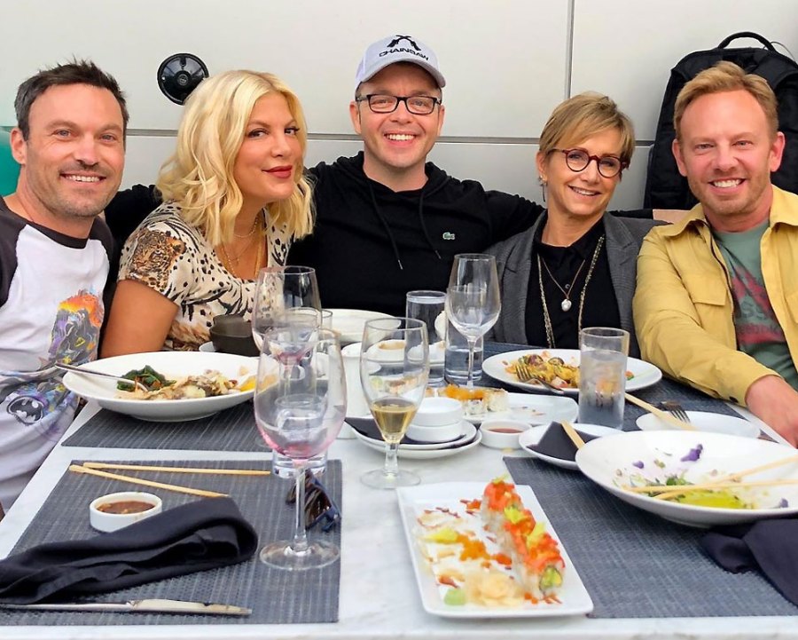 Brian Austin Green, Tori Spelling, Darren Martin, Gabrielle Carteris and Ian Ziering BH90210 Behind The Scenes