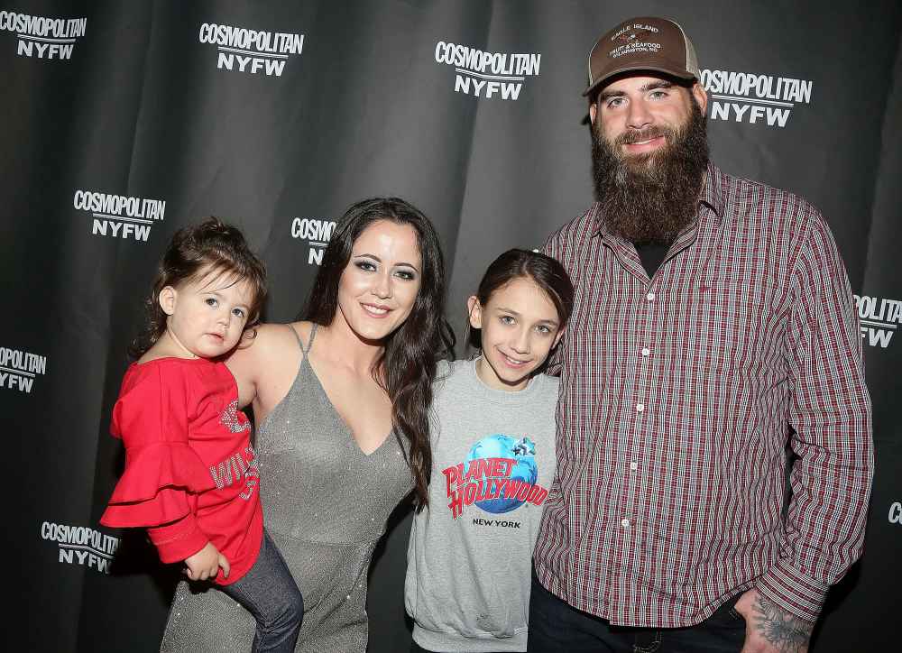 Ensley Jolie Eason, Janelle Evans, Maryssa Eason and David Eason