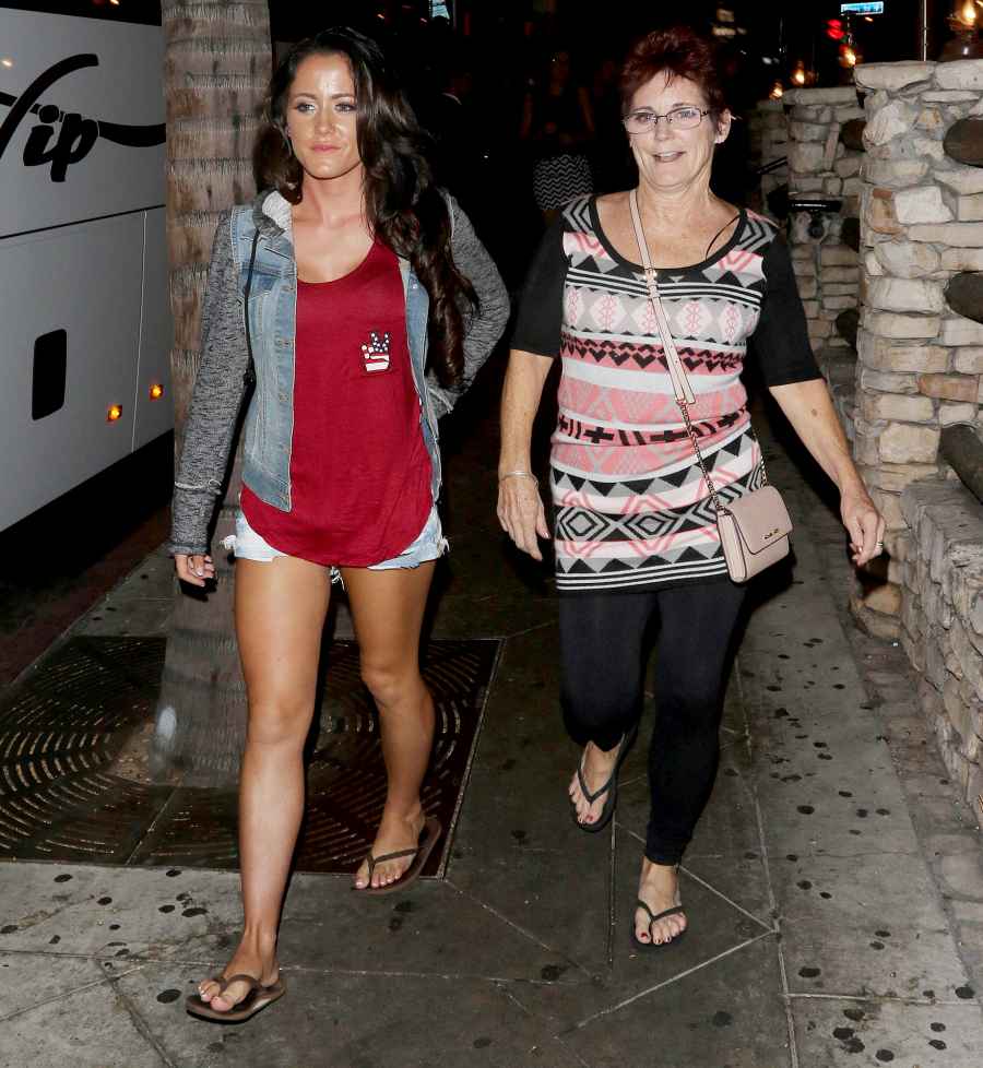 Jenelle-Evans-Barbara-argue-outside-custody-hearing