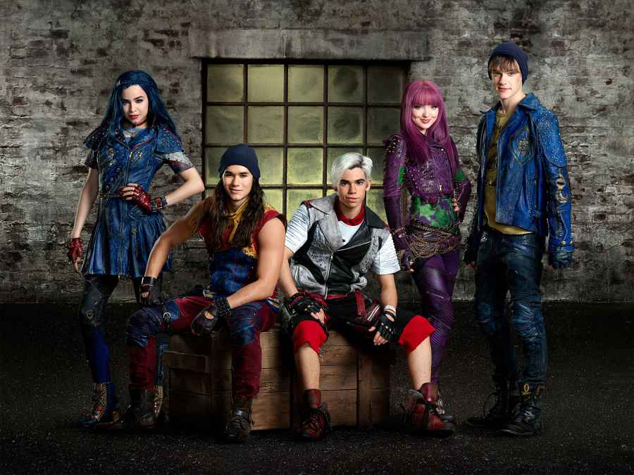 Descendants Cast Continues Pay Tribute Cameron Boyce