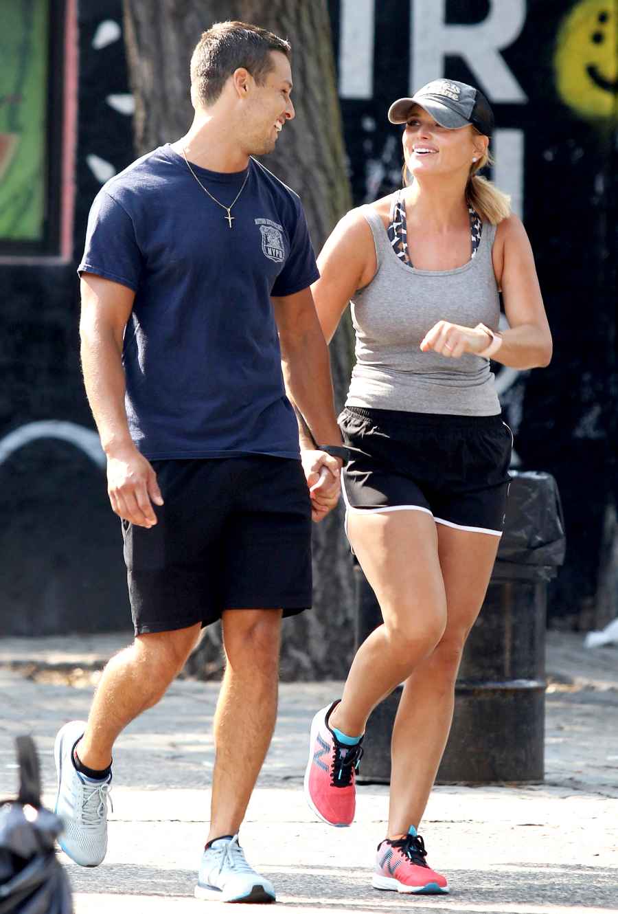 Miranda-Lambert-and-Brendan-McLoughlin-NYC-laughing-2