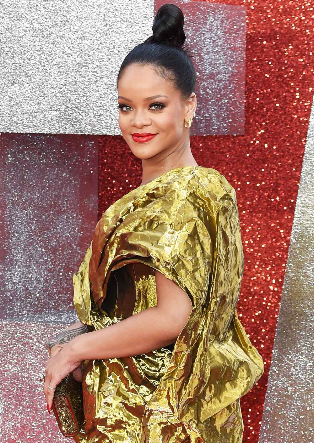 Rihanna Red Lipstick June 13, 2018