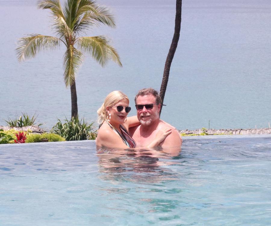 Tori-Spelling-and-Dean-McDermott-Hawaii