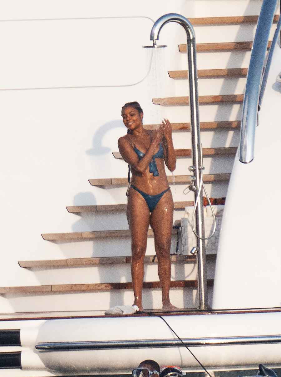 Gabrielle-Union-butt-shot-bikini