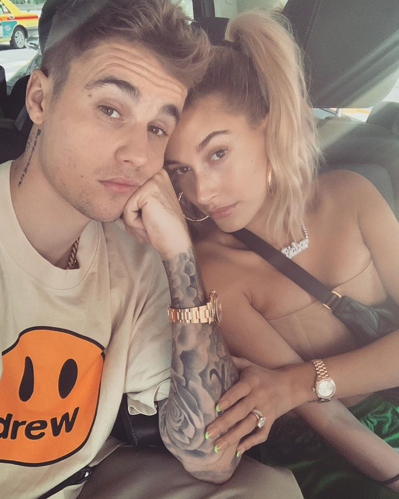 Justin-Bieber-and-Hailey-Baldwin-support