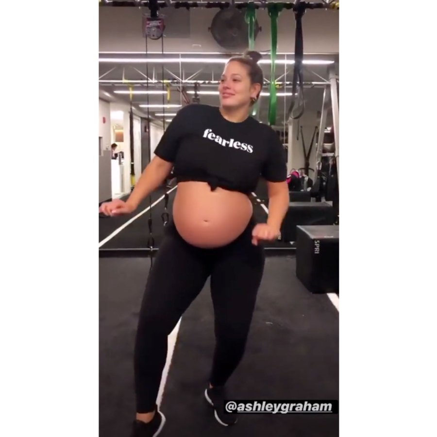 Ashley Graham’s Pregnancy Pics-Dancing Queen