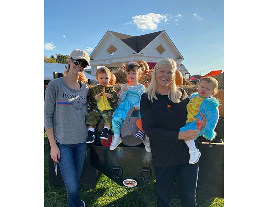 Meghan King Edmonds Pumpkin Patch With Kids Instagram