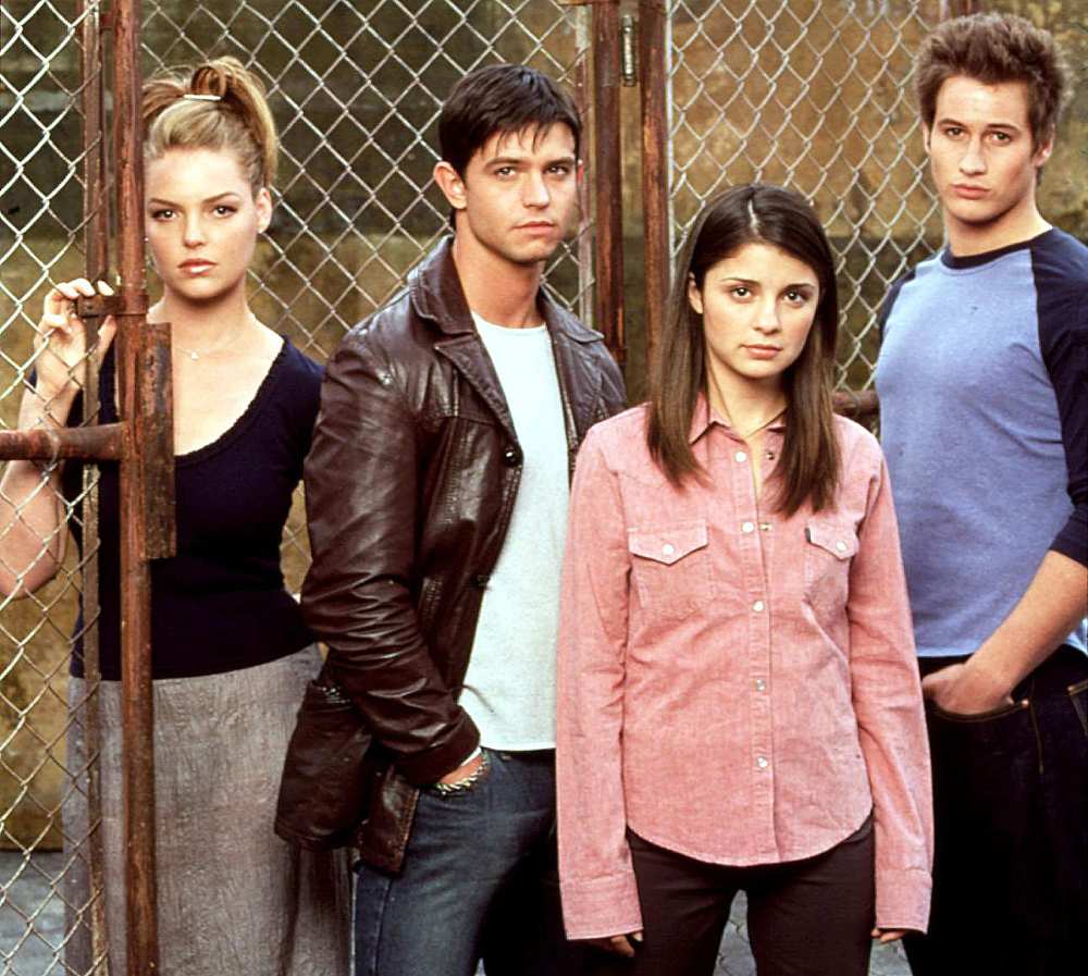 Katherine Heigl Shiri Appleby Brandan Fehr Roswell Original Star Jason Behr Joins Reboot Roswell New Mexico