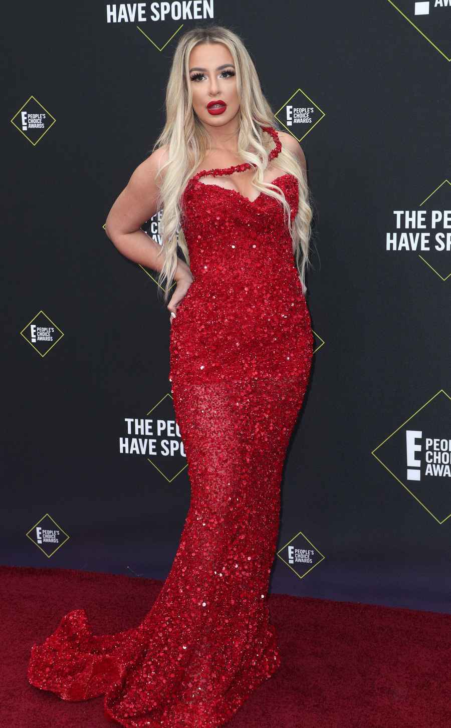 2019 People's Choice Awards - Tana Mongeau