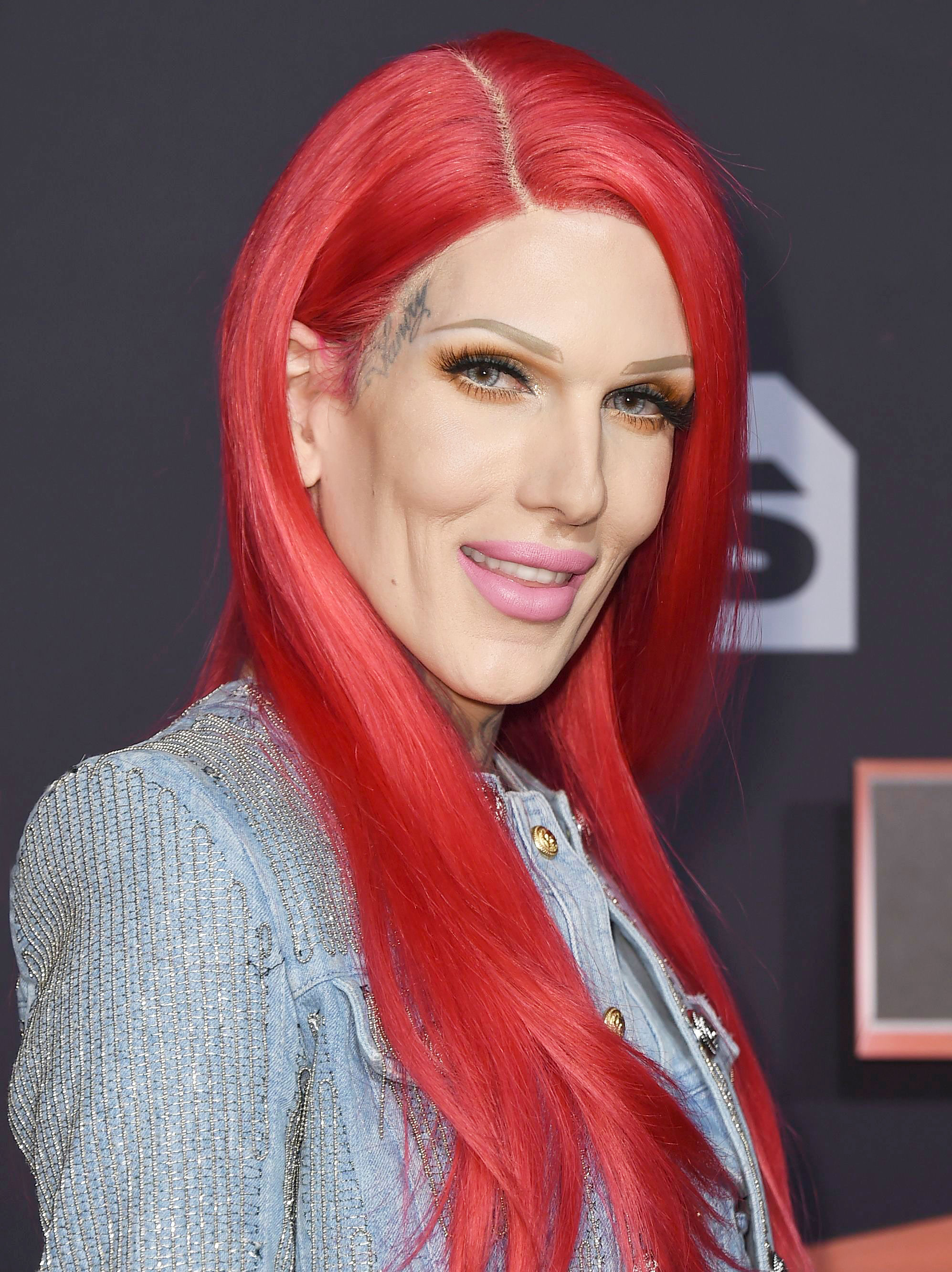 Jeffree Star Makeup Palette Controversy
