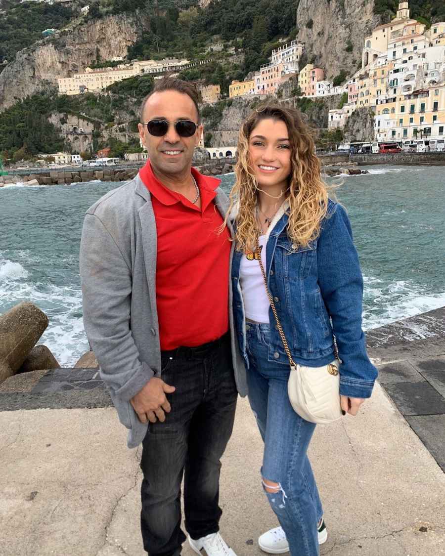 Joe Giudice Reunites With Teresa Giudice and Four Daughters in Italy