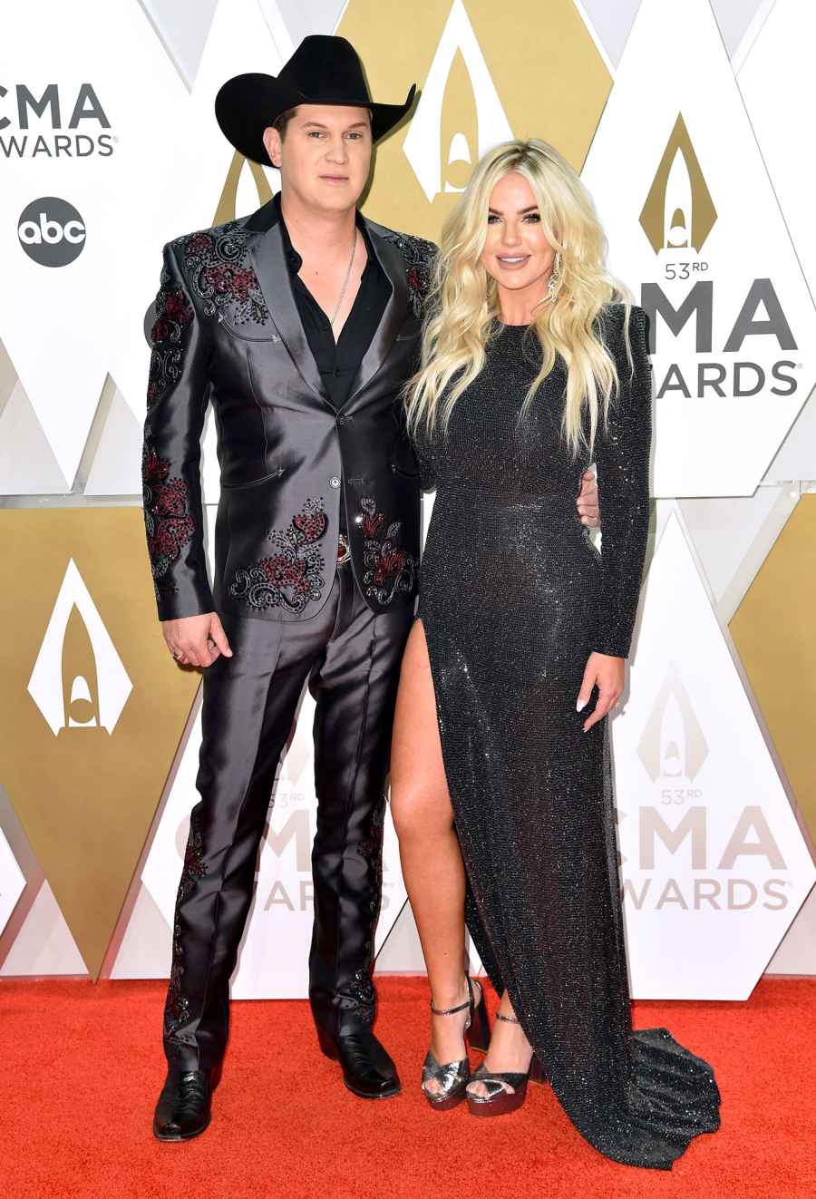 Jon Pardi and Summer Duncan PDA Arrival Red Carpet 2019 CMA Awards