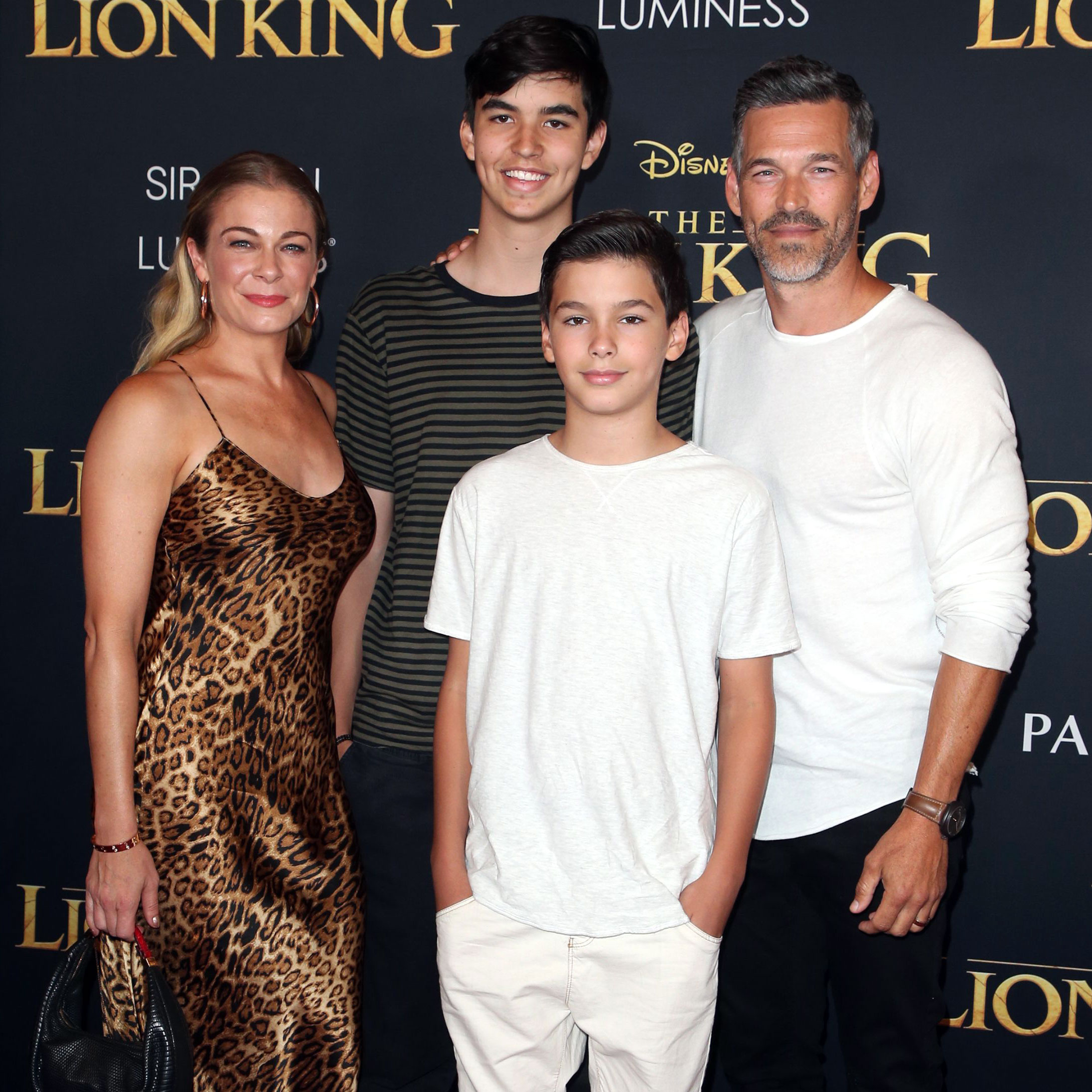 LeAnn Rimes Shares Holiday Card With Eddie Cibrian and His Kids