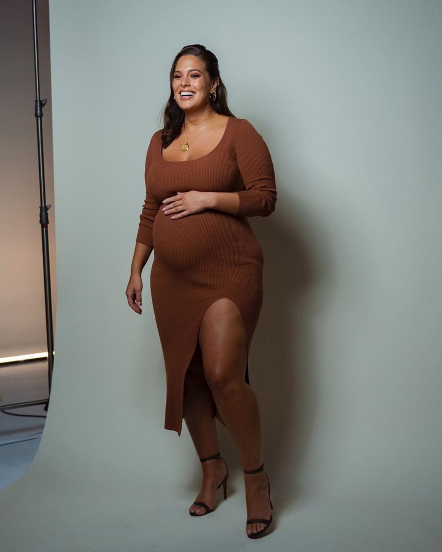 Pregnant Ashley Graham