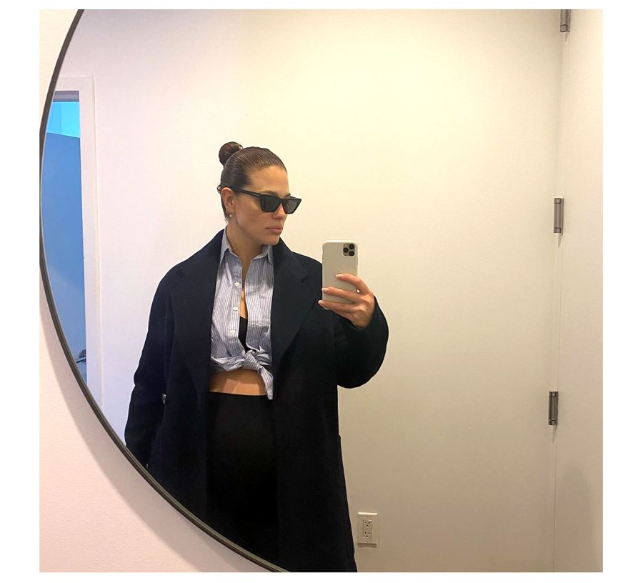 Ashley Graham’s Pregnancy Pics Over It