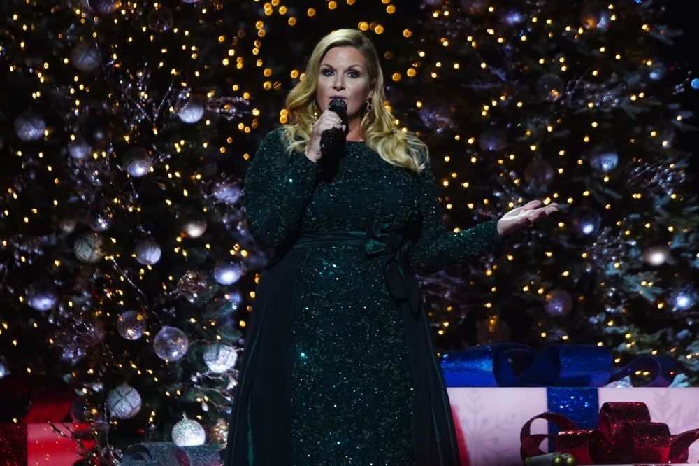 CMA Country Christmas 2019