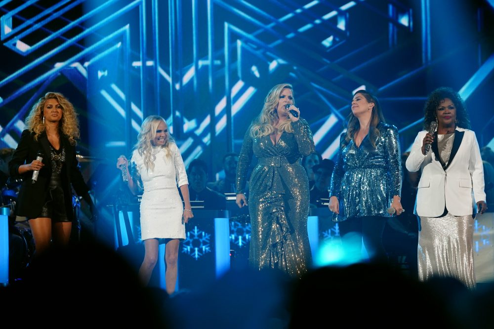 CMA Country Christmas 2019