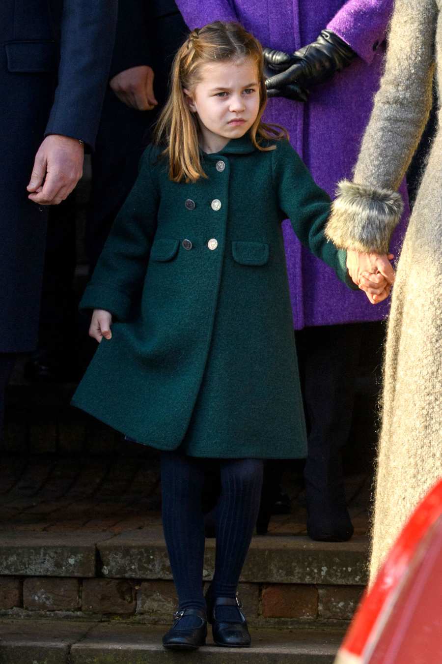 Duchess Kate! Prince William! See the Royal Family Walk Into Christmas Day Service: Pics!