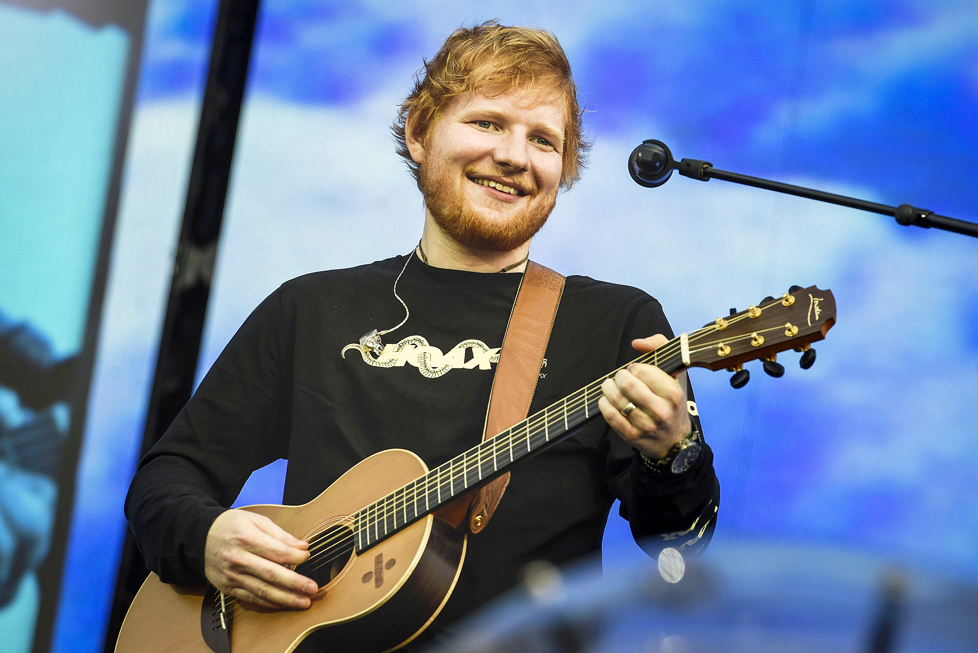 Ed Sheeran Reveals He's Taking Another Social Media Break