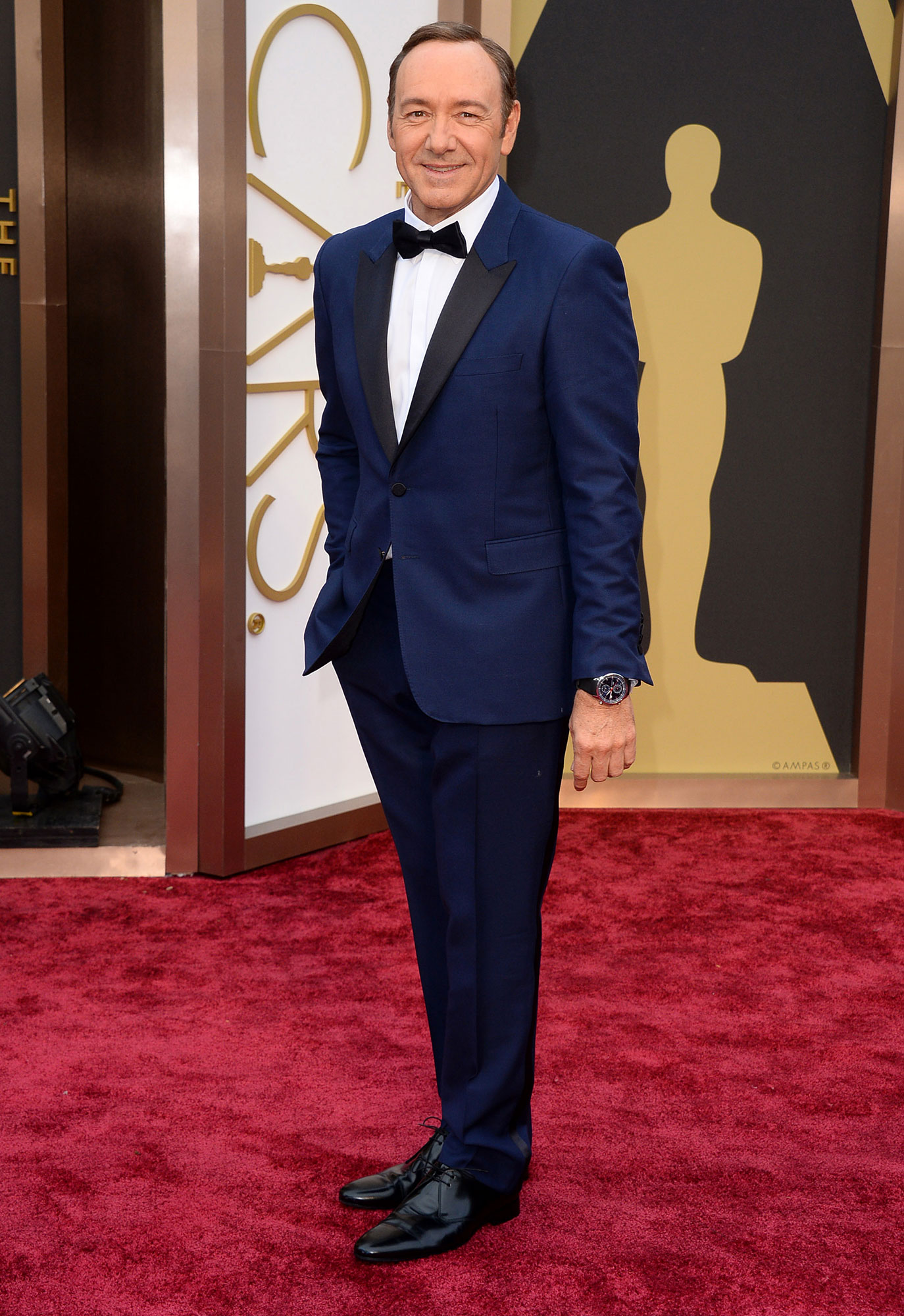 Kevin Spacey Oscars Red Carpet YouTube Fireplace