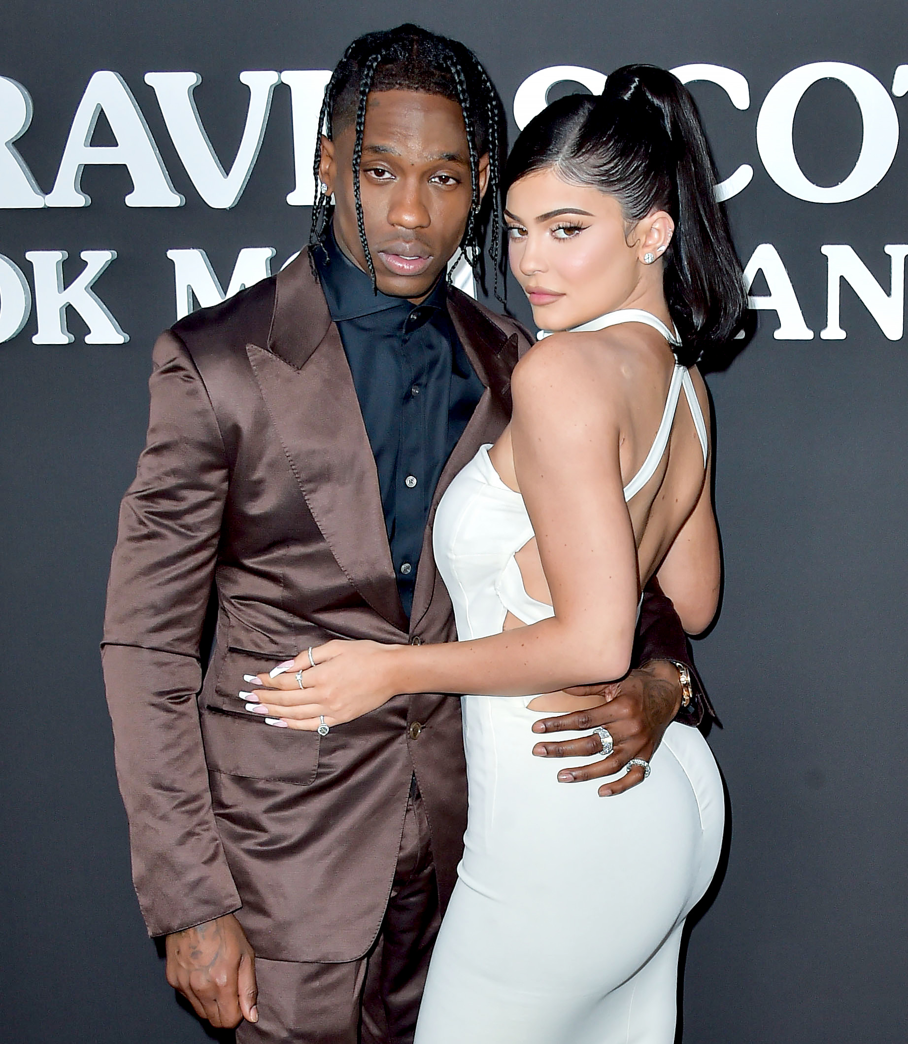 Kylie Jenner Promotes Ex Travis Scott’s New Album 2
