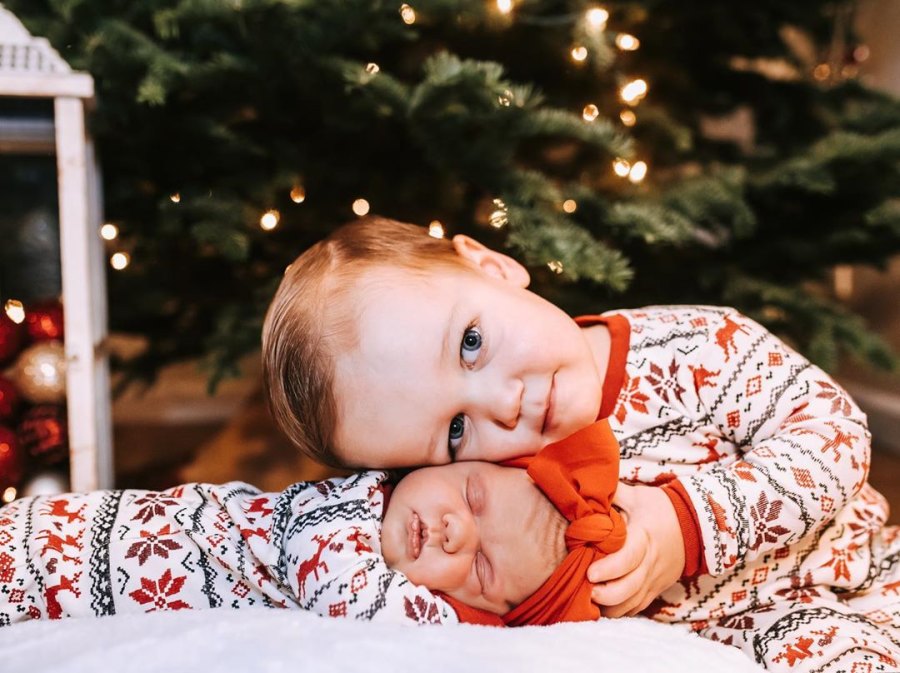 Tori Roloff Surprised Son Jackson Touched Newborn Sister in Family Christmas Photo