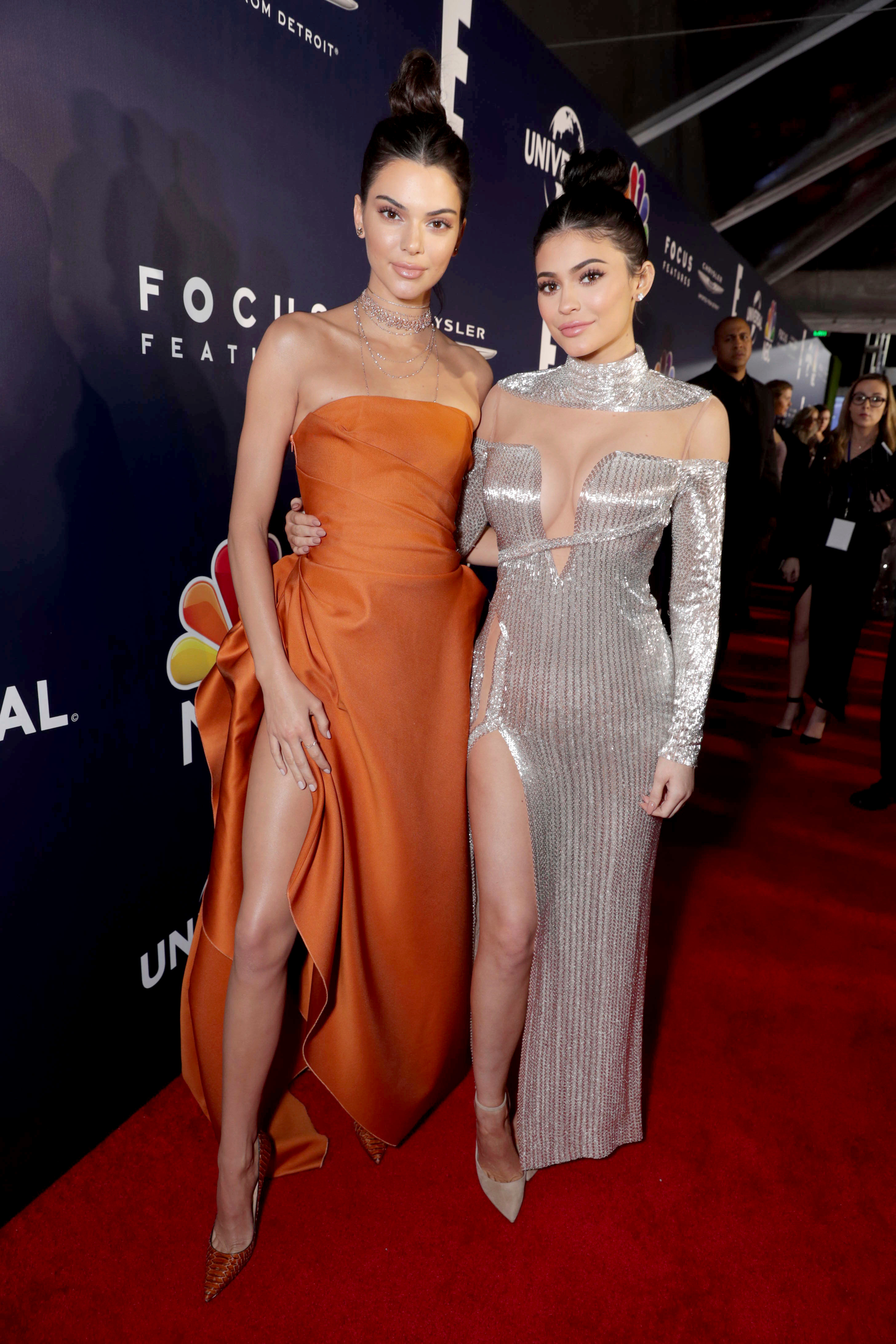 Kendall Jenner Jokes That She Is Fighting With Kylie Jenner Over Fai Khadra