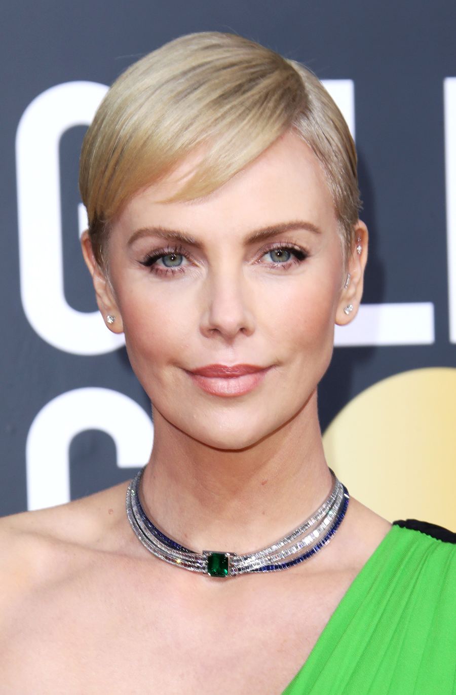 Golden Globes 2020 Makeup - Charlize Theron