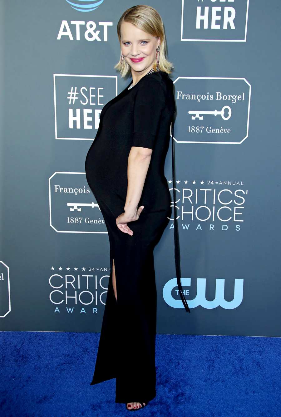 Joanna-Kulig-Critics-Choice-baby-bump