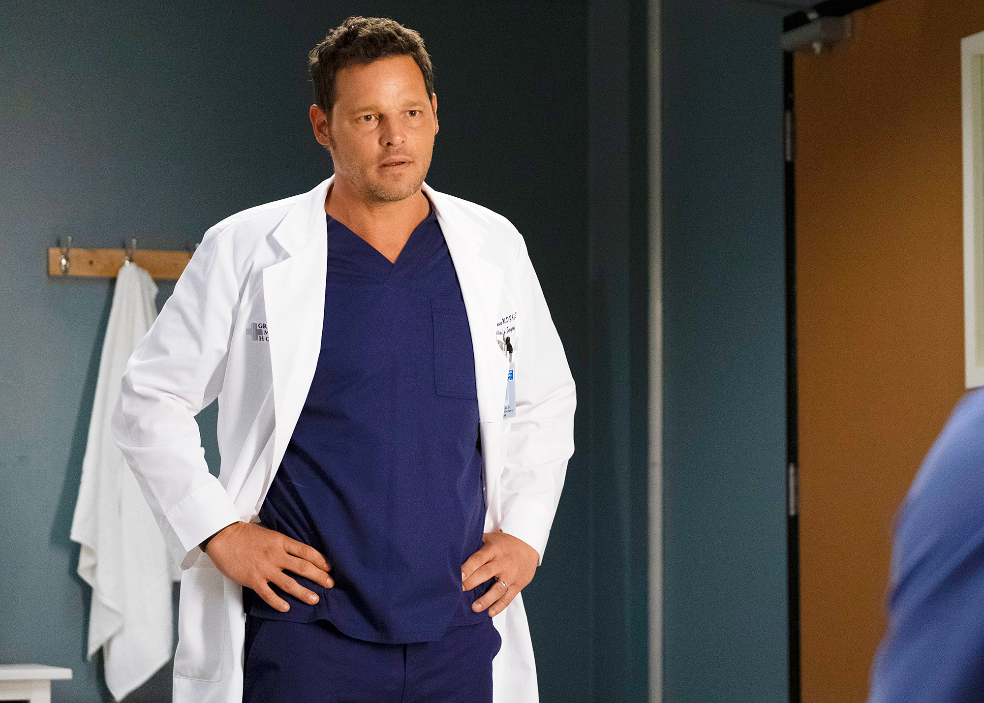Karev Is Out Justin Chambers Leaving Grey Anatomy