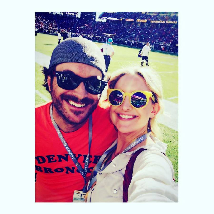 Kate-Hudson-football