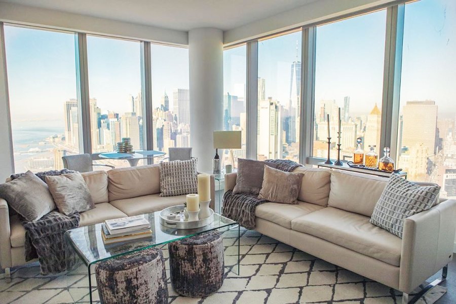 Bachelorette Alum Tyler Cameron Shows Off First Grown Up Apartment in New York City