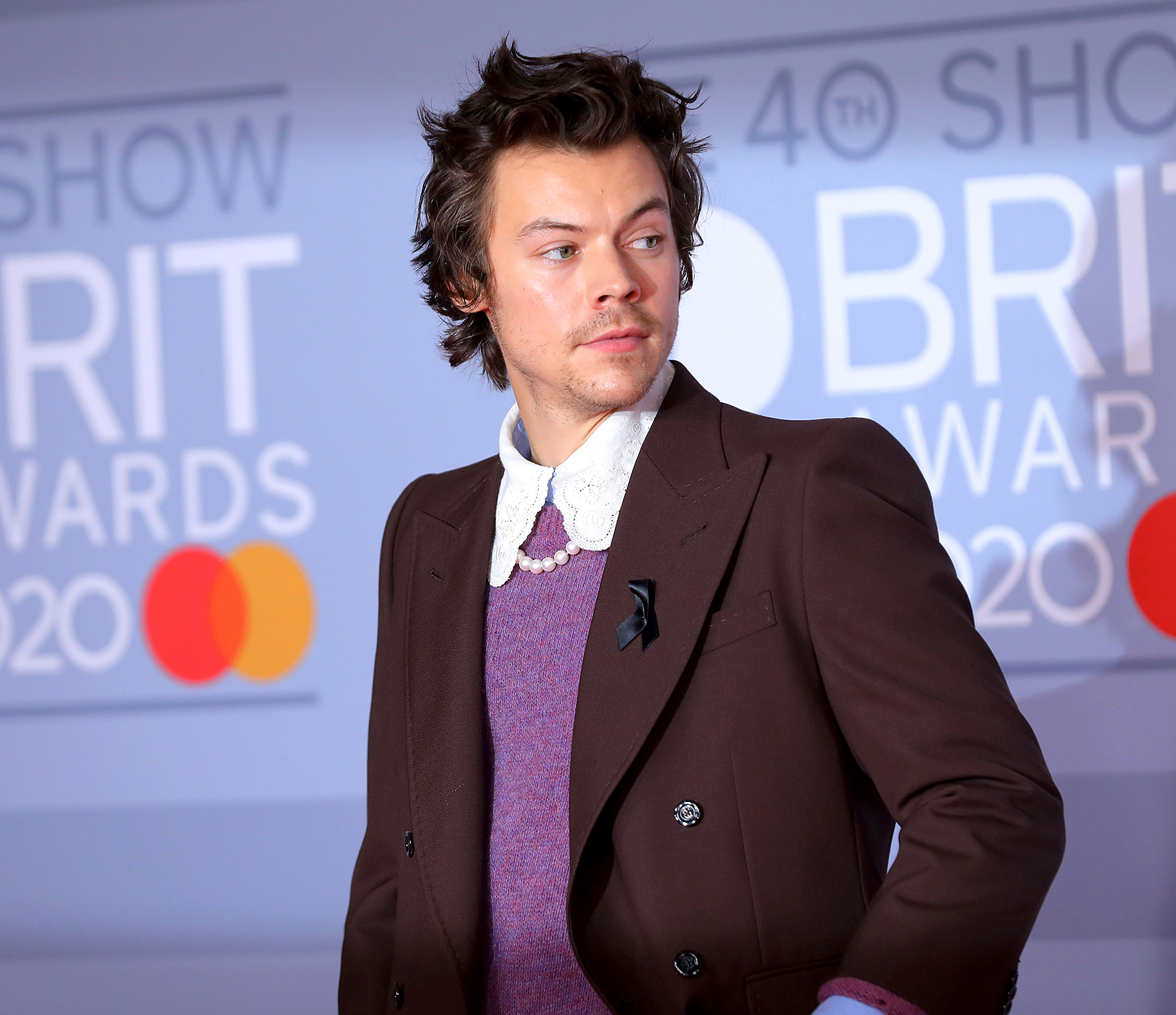 Harry-Styles-Is-‘OK’-After-Being-Robbed-at-Knifepoint-in-London