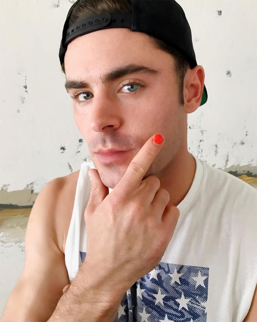 Hollywood Men Wearing Nail Polish - Zac Efron