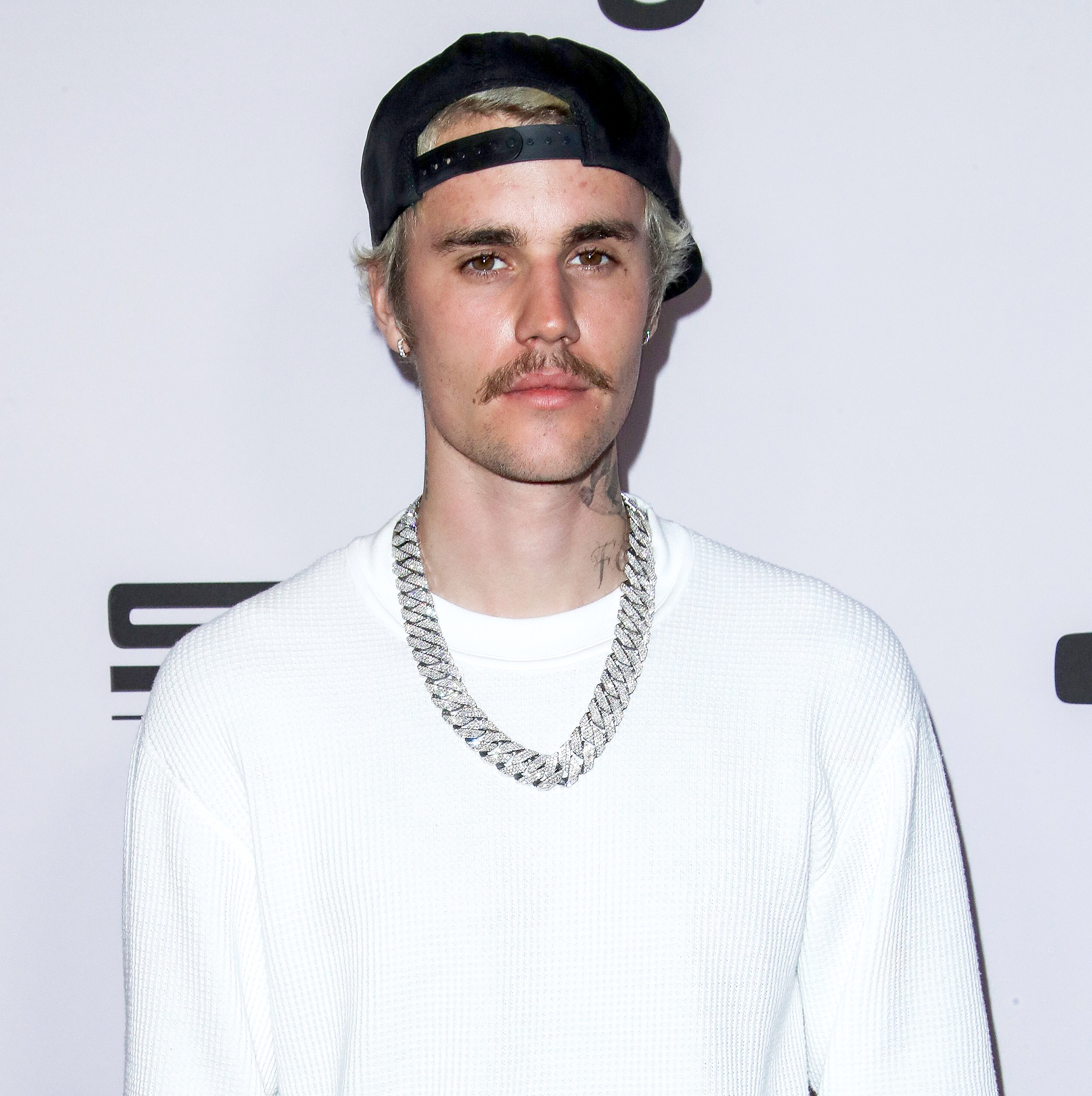 Justin-Bieber's-Security-Team-Would-Check-His-Pulse-During-Drug-Use