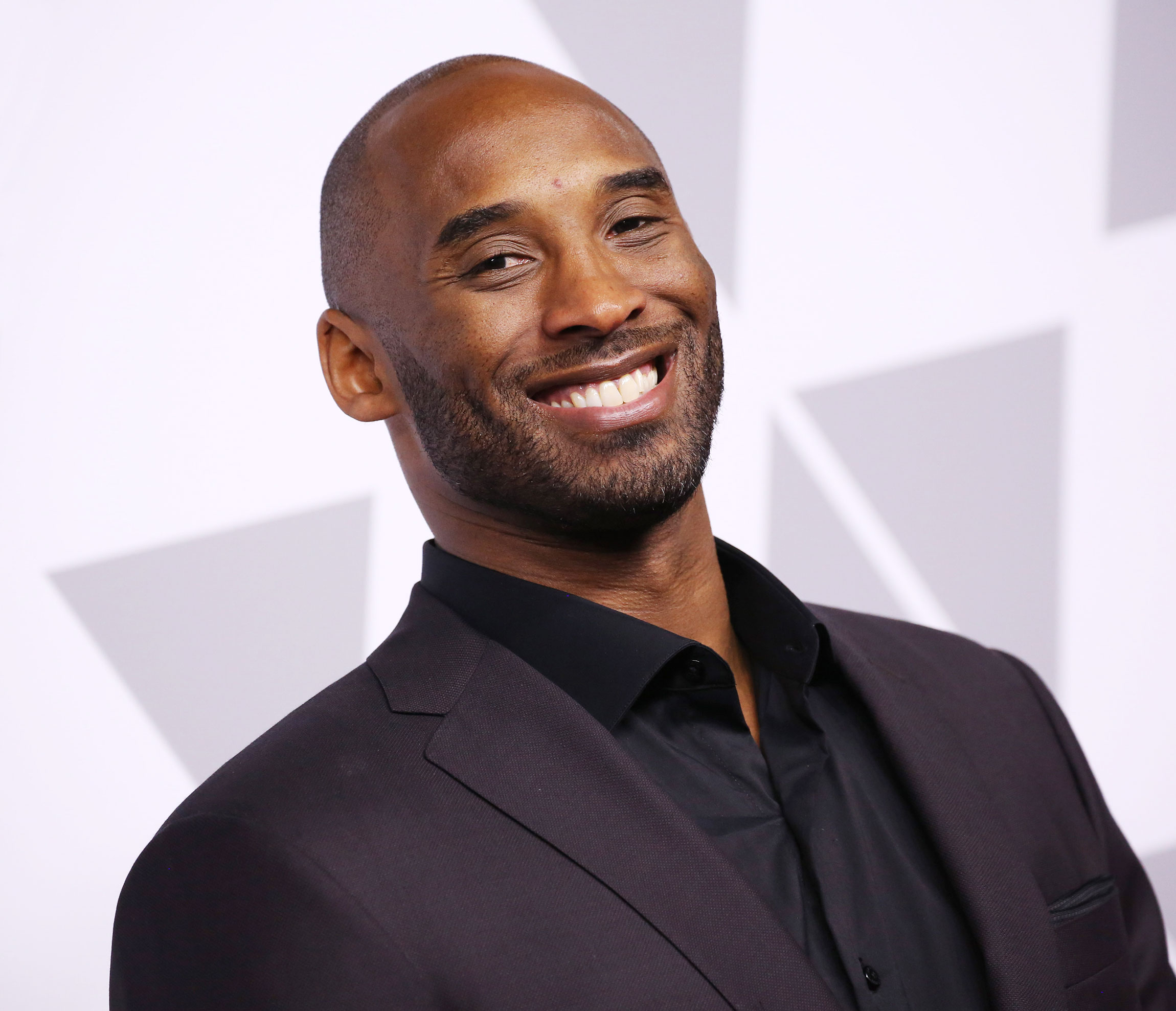 Kobe Bryant Fans Are Visiting His Favorite Restaurant In His Honor