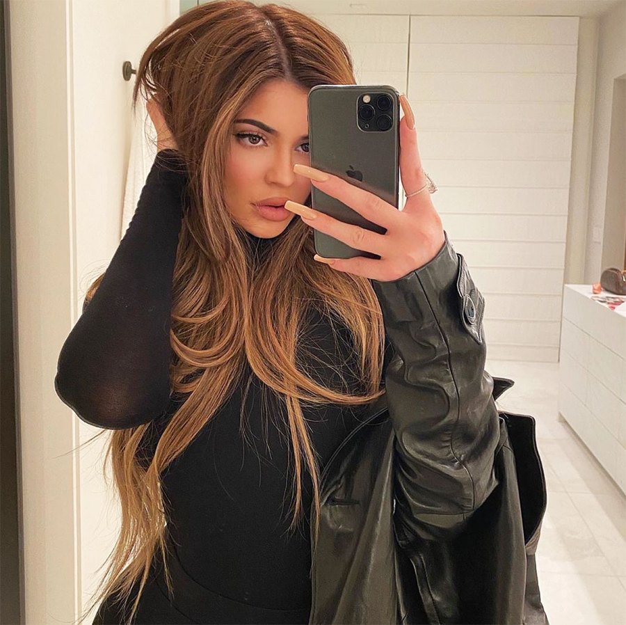 Kylie Jenner Wig Moment Instagram