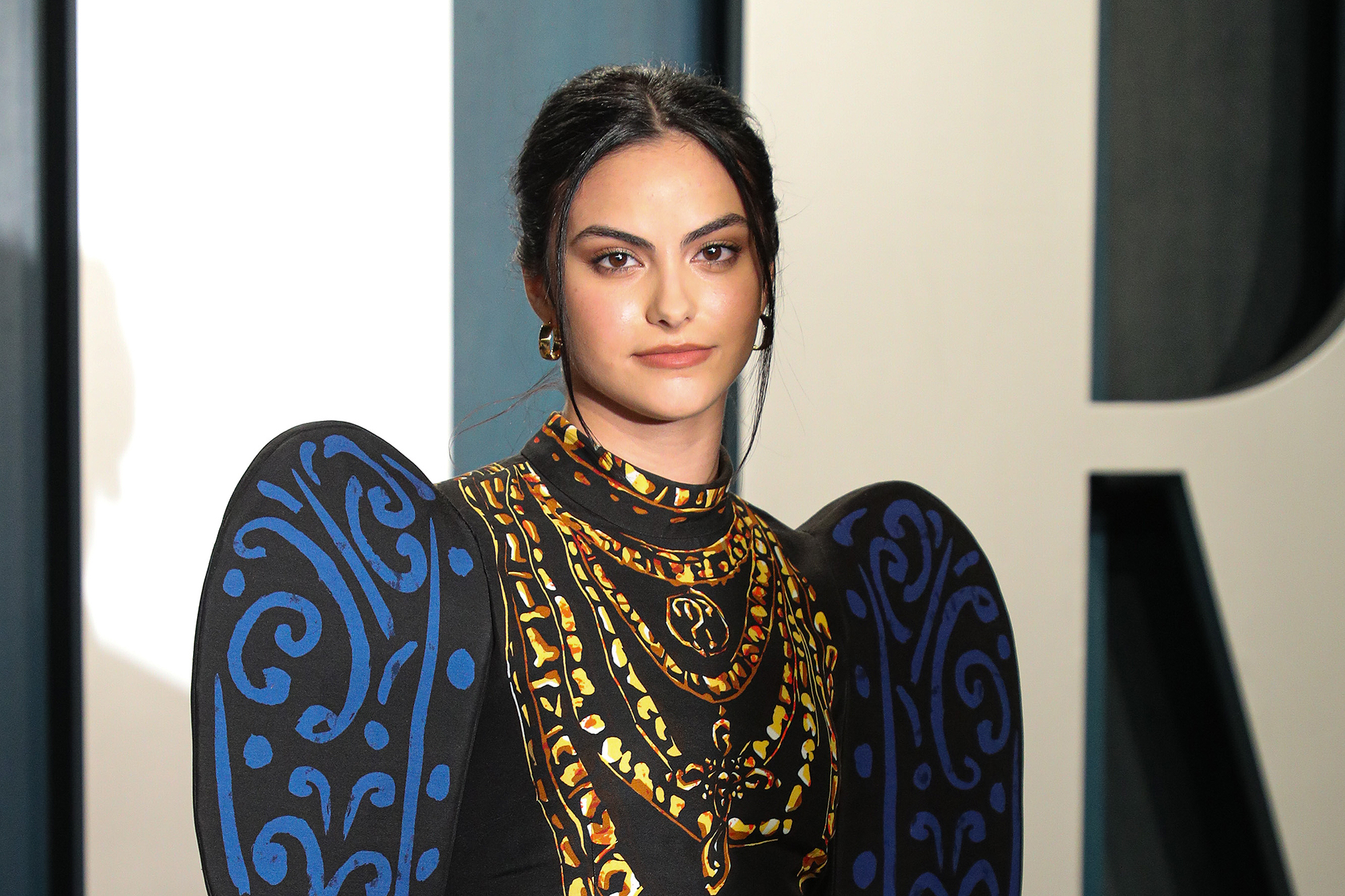 camila-mendes-makeup