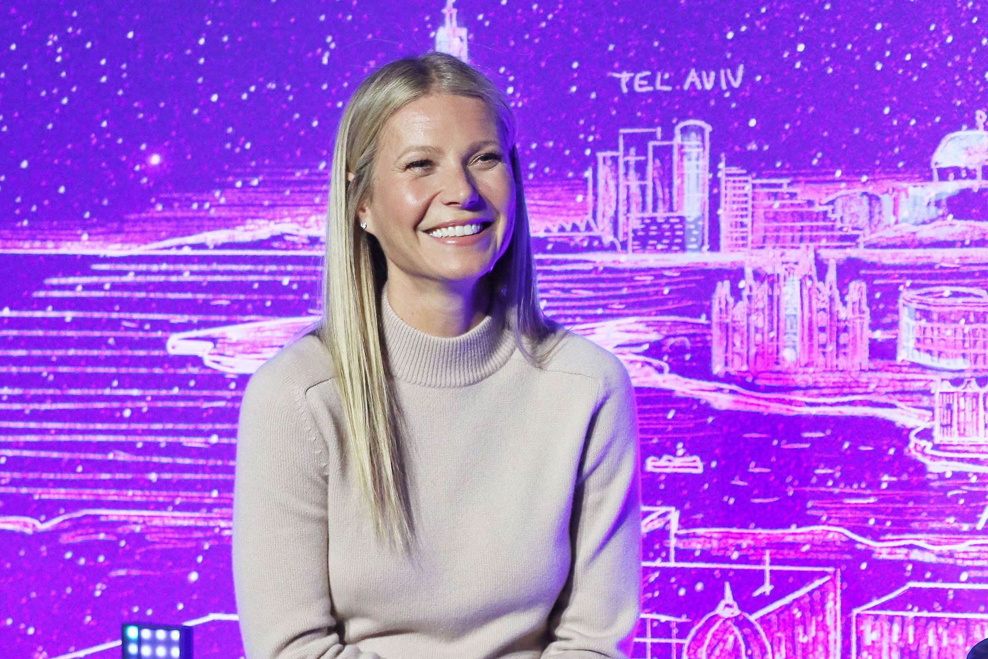 Gwyneth Paltrow glow skin