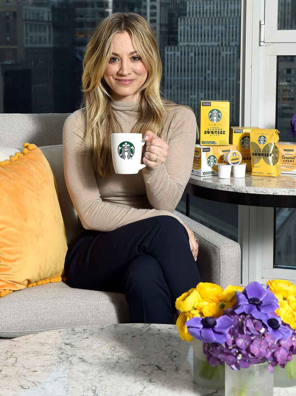 Kaley Cuoco Starbucks Blonde Sunrise Blend