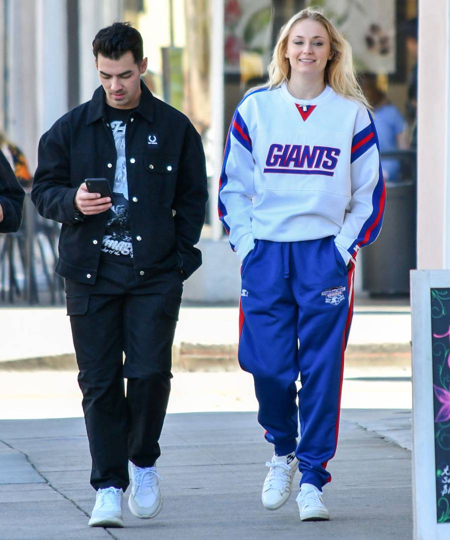 Pregnant Sophie Turner and Joe Jonas Shop at Kids Store New York Giants Sweater