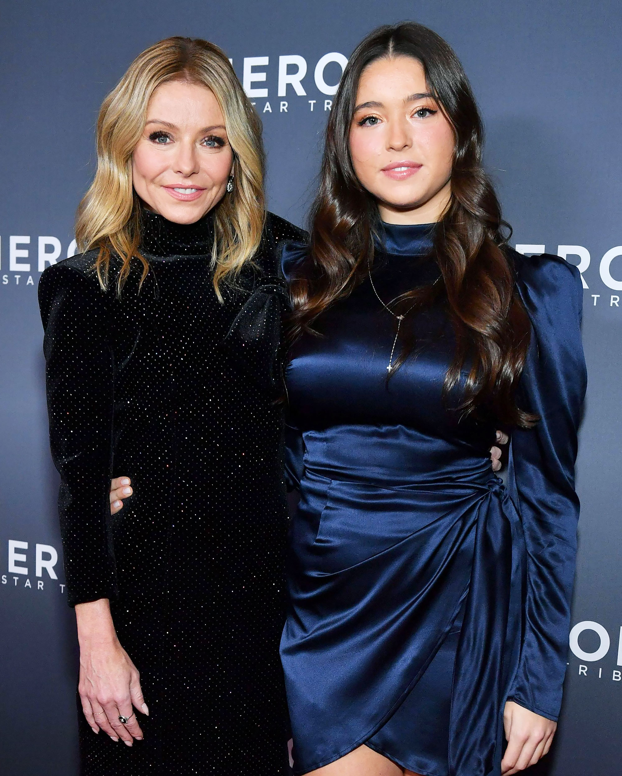 Kelly Ripa Wears 18-Year-Old Daughter’s Clothes on TV