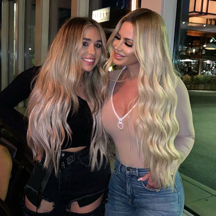 Kim Zolciak Cant Stop Crying Celebrating Daughter Ariana Zoom High School Graduation