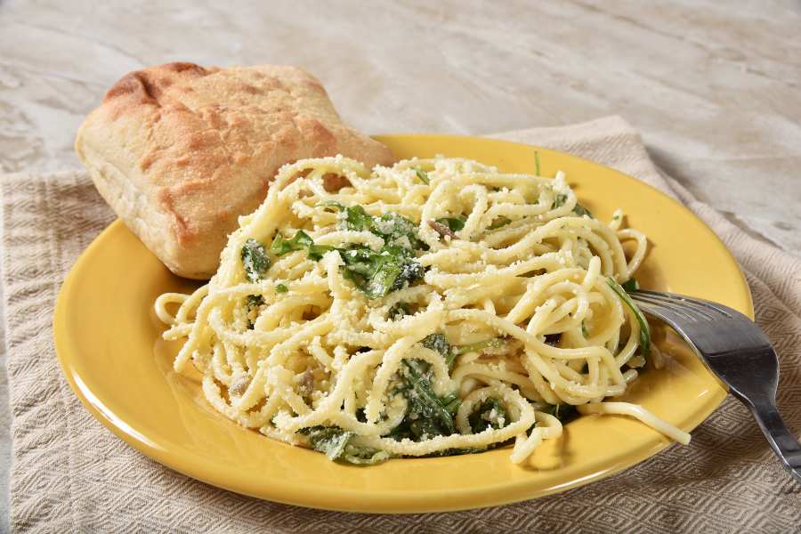 Lemony Arugula Spaghetti Cacio e Pepe