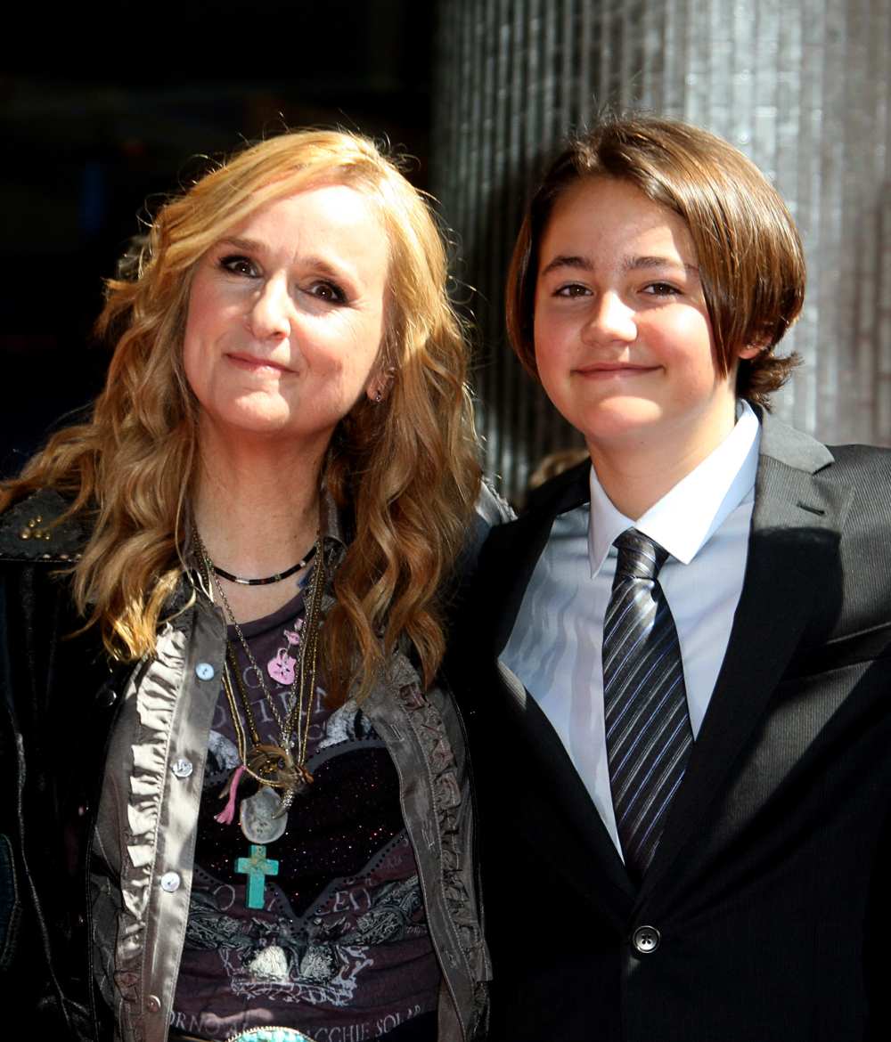 Melissa Etheridge and Julie Cypher’s Son Beckett Dies at 21