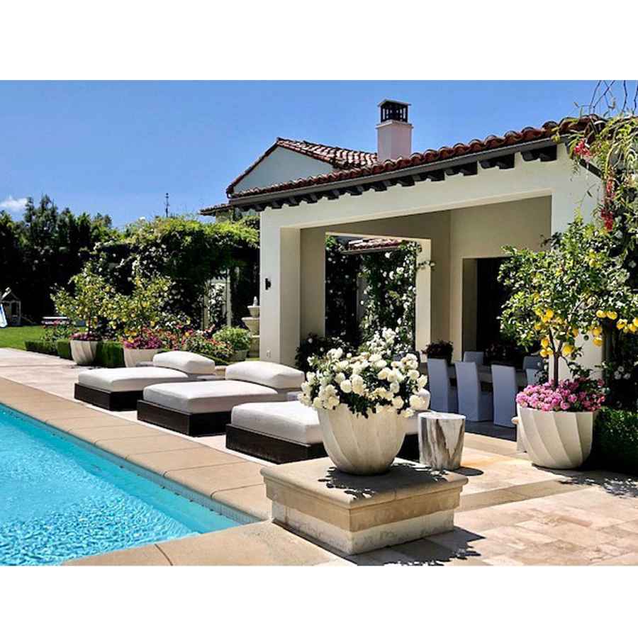 On the Market See Inside Khloe Kardashian Massive Calabasas Mansion